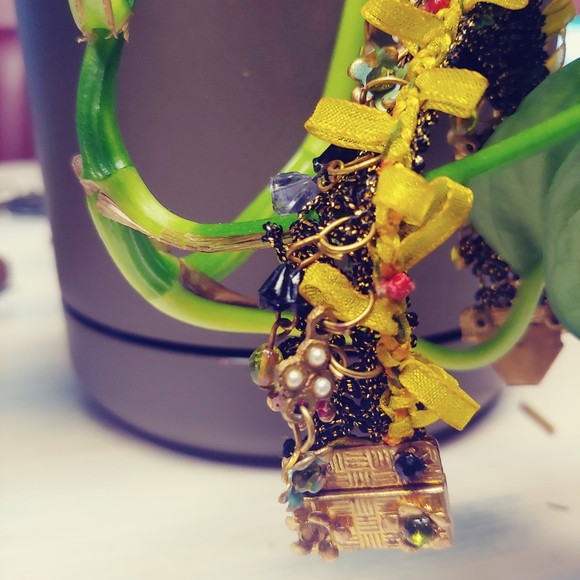 Beaded Bracelet - Picture 6 of 6